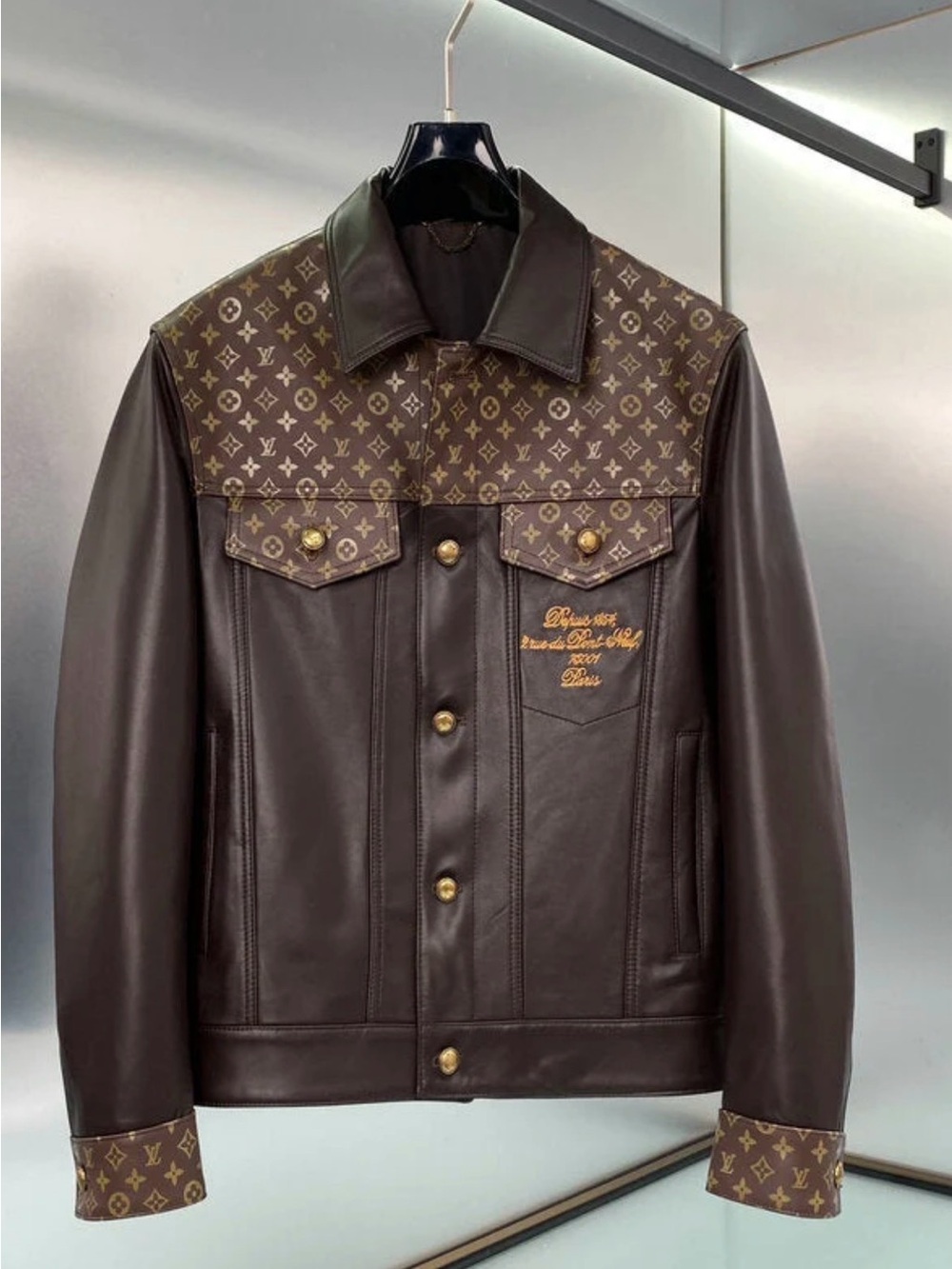 New!🔥Louis Vuitton Embellished “Real”Leather Trucker Jacket!🔥
